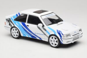 Ford Escort Mk4 RS Turbo S2 Biely S Dekoráciou MCG 1:18 MCG18547R Kov – obrázok 4 z 6