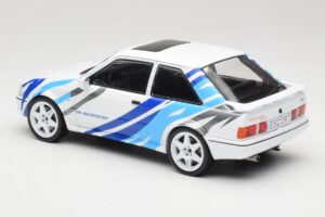 Ford Escort Mk4 RS Turbo S2 Biely S Dekoráciou MCG 1:18 MCG18547R Kov – obrázok 5 z 6