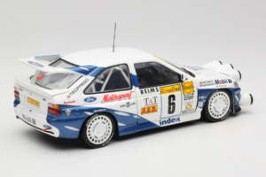 Ford Escort RS Cosworth Mobil 1 #6 F. Delecour / D. Grataloup Rally Monte Carlo Night Version Winner 1994 UT Models 1:18 3945 – obrázok 3 z 8