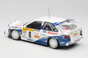 Ford Escort RS Cosworth Mobil 1 #6 F. Delecour / D. Grataloup Rally Monte Carlo Night Version Winner 1994 UT Models 1:18 3945 – obrázok 7 z 8