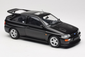 Ford Escort RS Cosworth Black Metallic Minichamps 1:18 150089020 Kov – obrázok 6 z 8