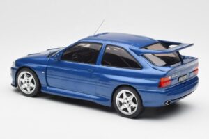 Ford Escort RS Cosworth Modrý IXO 1:18 18CMC180 Kov – obrázok 5 z 6