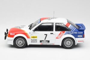 Ford Escort RS Turbo #7 Lotto Haspengouw Rally 1985 MCG 1:18 MCG18421 Kov – obrázok 3 z 6