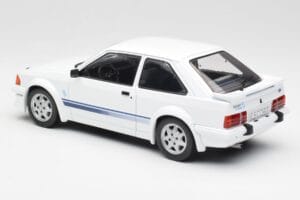 Ford Escort RS Turbo Biely MCG 1:18 MCG18419 Kov – obrázok 5 z 6
