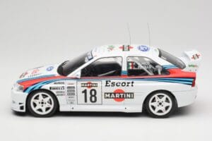 Ford Escort WRC Martini Racing #18 G. Cunico / G. Pirollo Rally San Remo 1998 IXO 1:18 18RMC171A Kov – obrázok 3 z 6