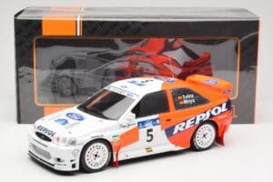 Ford Escort WRC #5 C. Sainz / L. Moya Winner Acropolis Rally 1997 IXO 1:18 18RMC172A Kov – obrázok 6 z 6