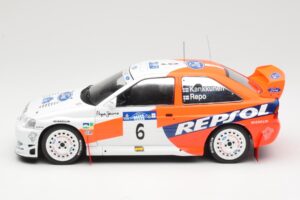 Ford Escort WRC #6 A. Schwarz / M. Giraudet Acropolis Rally 1997 IXO 1:18 18RMC172B Kov – obrázok 3 z 6