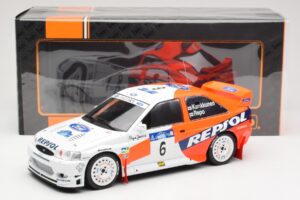 Ford Escort WRC #6 A. Schwarz / M. Giraudet Acropolis Rally 1997 IXO 1:18 18RMC172B Kov – obrázok 6 z 6
