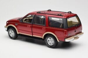 Ford Expedition Eddie Bauer Červený Metalický UT Models 1:18 22711 Kov – obrázok 7 z 8