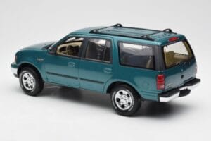 Ford Expedition XLT Zelený Metalický UT Models 1:18 22717 Kov – obrázok 7 z 8
