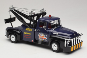 Ford F-100 Odťahový Voz Bob's Towing Welly 1:18 19834-W Kov – obrázok 4 z 6