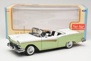Ford Fairlane Skyliner Zelený & Biely Sun Star 1:18 FORD003 Kov – obrázok 9 z 9