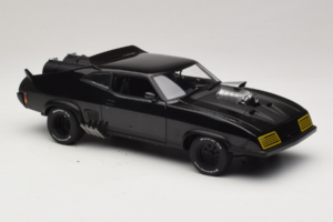 Ford Falcon XB Interceptor Mad Max 2 The Road Warrior AUTOart 1:18 72745 Kov – obrázok 6 z 8