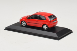 Ford Fiesta Mk5 2-Door Červený Minichamps 1:43 FIESTA004 Kov – obrázok 3 z 4