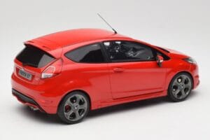 Ford Fiesta ST Mk7 Race Red Otto 1:18 OT1087 Živica – obrázok 2 z 6