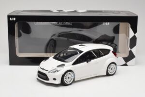 Ford Fiesta RS WRC Street Mk7 Biely Minichamps 1:18 151110890 Kov – obrázok 6 z 6