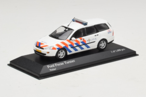 Ford Focus Turnier Politie Minichamps 1:43 430087092 Kov – obrázok 2 z 4