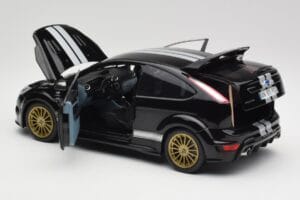 Ford Focus RS LM Classic Edition Panther Black 1966 Ford Mk II Tribute Minichamps 1:18 100080066 Kov – obrázok 5 z 8