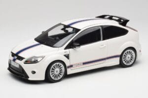 Ford Focus RS Mk2 LM Classic Biely Mk IIb Tribute Minichamps 1:18 100080167 Kov