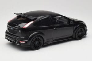 Ford Focus RS Mk2 Matte Black Minichamps 1:18 100080000 Kov – obrázok 3 z 8