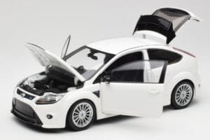 Ford Focus RS Mk2 Biely Minichamps 1:18 100080002 Kov – obrázok 2 z 8