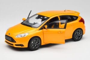 Ford Focus ST Mk2 Tangerine Scream Minichamps 1:18 110082005 Kov – obrázok 2 z 8
