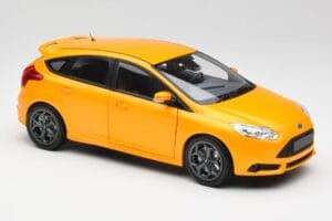 Ford Focus ST Mk2 Tangerine Scream Minichamps 1:18 110082005 Kov – obrázok 6 z 8