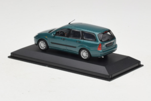 Ford Focus Mk1 Turnier Zelený Minichamps 1:43 FOCUS003 Kov – obrázok 3 z 5