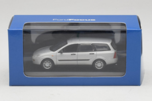 Ford Focus Mk1 Turnier Strieborný Minichamps 1:43 FOCUS004 Kov – obrázok 5 z 5