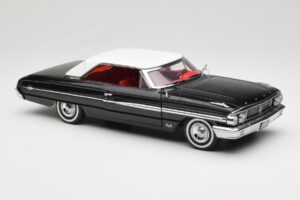 Ford Galaxie 500 Čierny Sun Star 1:18 1442 Kov – obrázok 6 z 8