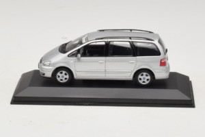 Ford Galaxy Mk2 Strieborný Minichamps 1:43 GALAXY001 Kov