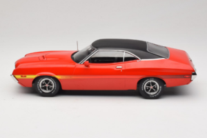 Ford Gran Torino Sport Červený IXO 1:18 18CMC263 Kov – obrázok 3 z 6