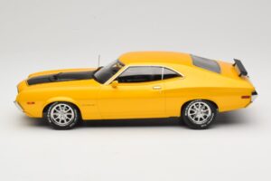 Ford Gran Torino Sport Žltý IXO 1:18 18CMC186 Kov – obrázok 3 z 6