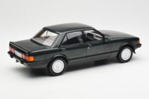 Ford Granada Mk2 2.8 Injection Tmavá Zelená MCG 1:18 MCG18263 Kov – obrázok 2 z 6