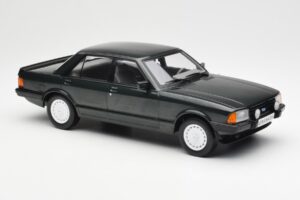 Ford Granada Mk2 2.8 Injection Tmavá Zelená MCG 1:18 MCG18263 Kov – obrázok 4 z 6