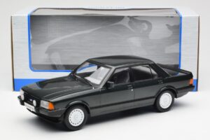 Ford Granada Mk2 2.8 Injection Tmavá Zelená MCG 1:18 MCG18263 Kov – obrázok 6 z 6