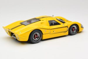 Ford GT40 Mk IV Žltý 1967 Shelby Collectibles 1:18 31414S Kov – obrázok 3 z 8