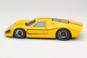 Ford GT40 Mk IV Žltý 1967 Shelby Collectibles 1:18 31414S Kov – obrázok 4 z 8