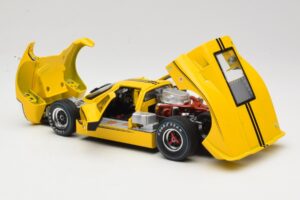 Ford GT40 Mk IV Žltý 1967 Shelby Collectibles 1:18 31414S Kov – obrázok 5 z 8
