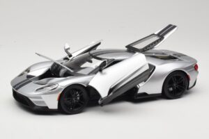 Ford GT Strieborný Maisto 1:18 31384 Kov – obrázok 2 z 8