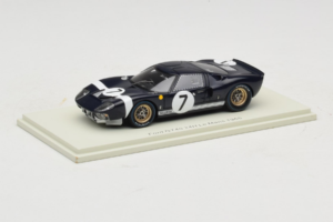 Ford GT40 Mk I #7 B. Bondurant / U. Maglioli 24 Hours of Le Mans 1965 Spark 1:43 S4536 Živica – obrázok 2 z 4