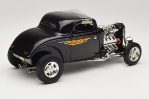 Ford Hot Rod Čierny Rydell High Grease ERTL 1:18 36602 Kov – obrázok 2 z 6