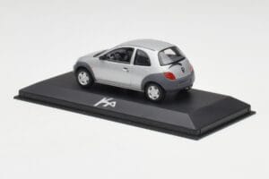 Ford Ka Mk1 Strieborne Šedý Minichamps 1:43 130248 Kov – obrázok 3 z 4