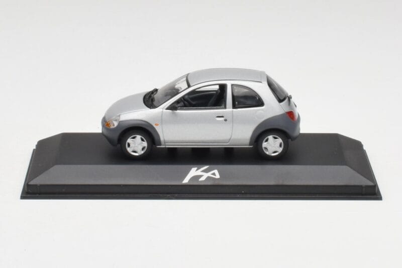 Ford Ka Mk1 Strieborne Šedý Minichamps 1:43 130248 Kov