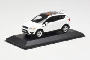 Ford Kuga Mk1 Biely Minichamps 1:43 KUGA001 Kov – obrázok 2 z 4