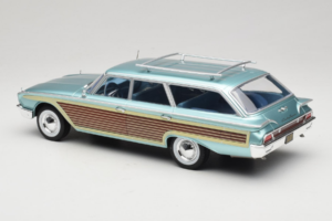 Ford Country Squire Modrý MCG 1:18 MCG18049 Kov – obrázok 5 z 6