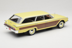 Ford Country Squire Žltý MCG 1:18 MCG18048 Kov – obrázok 2 z 6