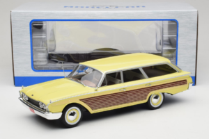 Ford Country Squire Žltý MCG 1:18 MCG18048 Kov – obrázok 6 z 6