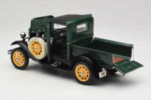 Ford Model A Pickup Valley Green Motor City 1:18 40003 Kov – obrázok 5 z 8