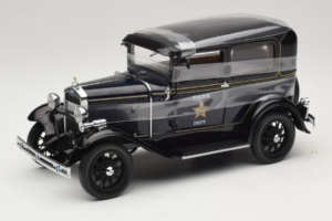 Ford Model A Tudor Police Car Motor City 1:18 43008 Kov